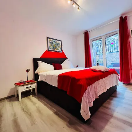 Apartment Mira