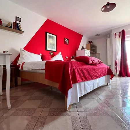 Apartment Mira